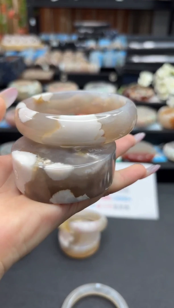 未镶嵌手镯石英质玉C532(62圈赠送镯心)