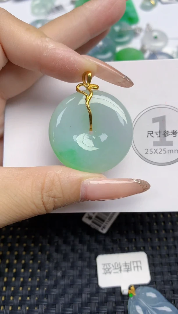 颈饰18K金镶嵌翡翠天然缅甸A货翡翠百元以上9元证书费自理