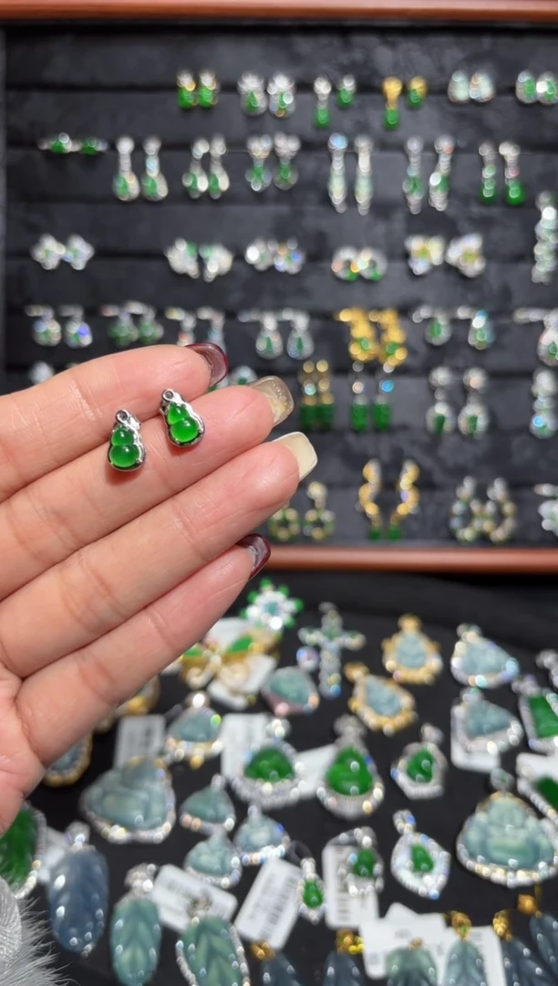 【闪购商品】翡翠颈饰银S925镶嵌葫芦/支持复检/一件