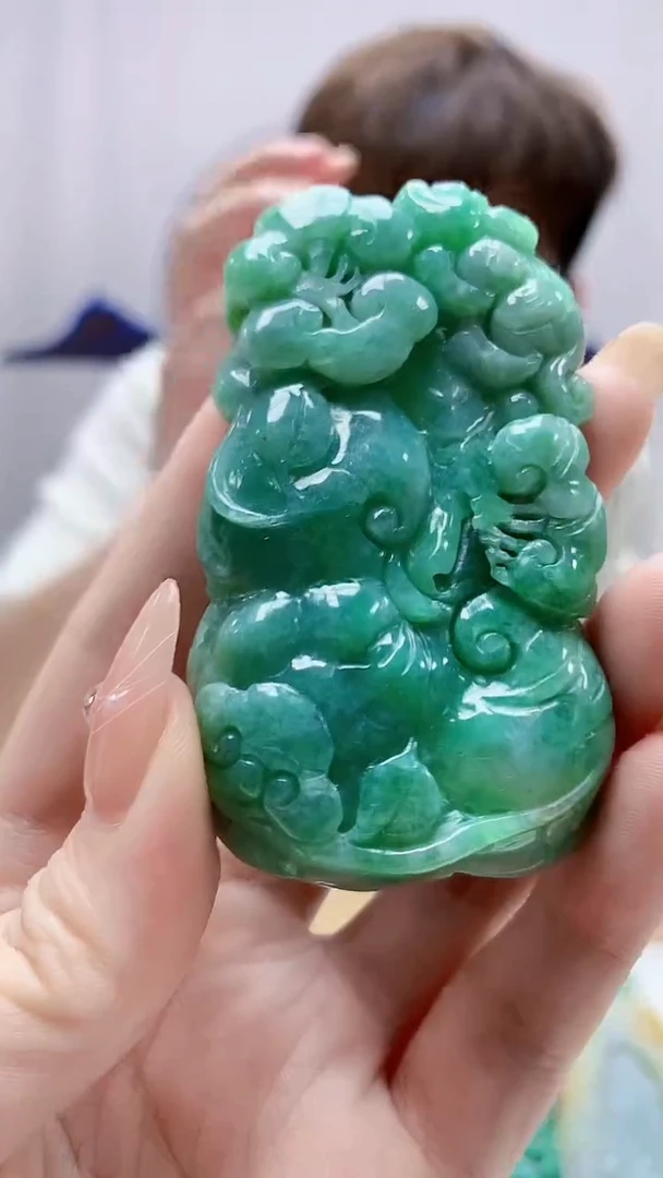 未镶嵌定制翡翠4868DD-毛货挂件170