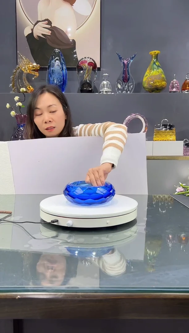 手工艺品琉璃 水晶琉璃烟灰缸1个微瑕