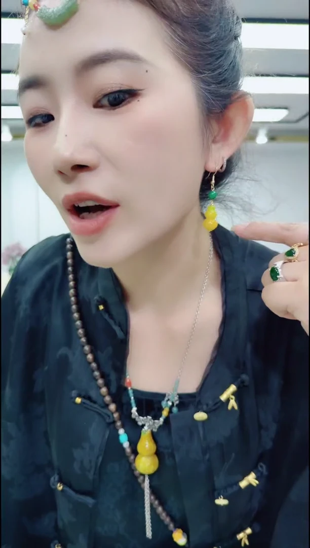 翡翠未镶嵌耳饰04129黄翡葫芦耳坠一对