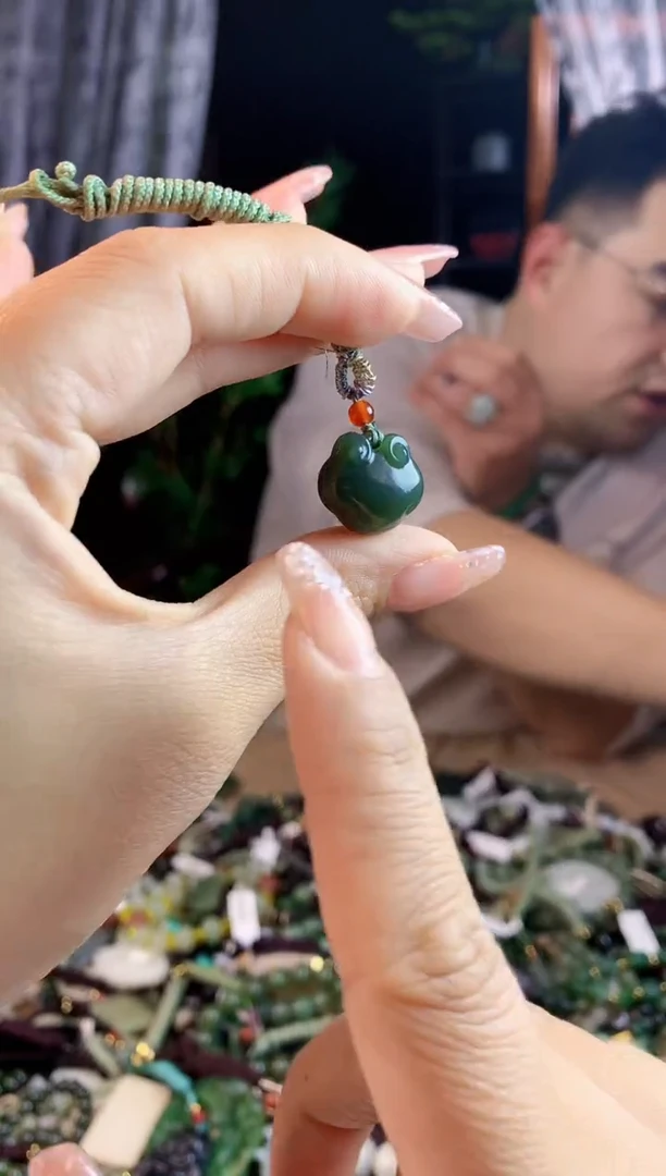 【闪购商品】和田玉挂件未镶嵌多样性发货拍一发一