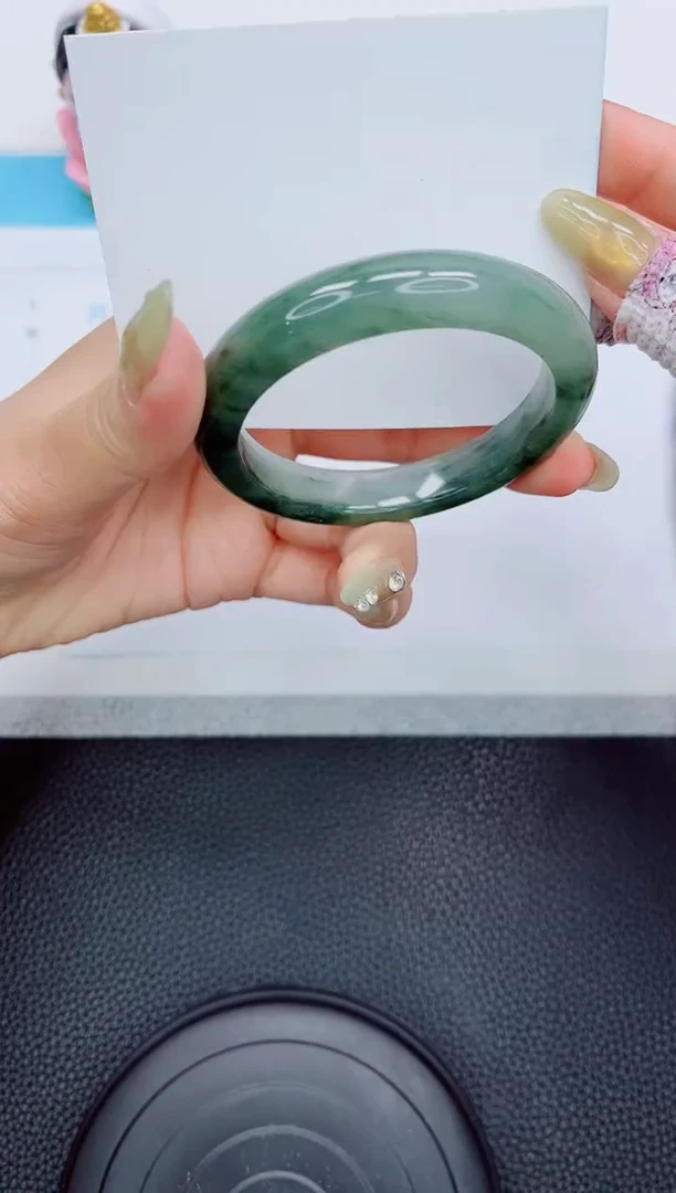 石英质玉手镯未镶嵌267-54.2