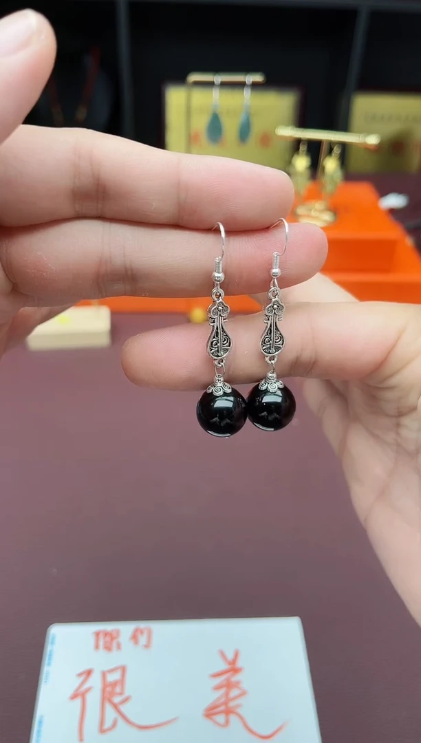 黑曜岩银S925镶嵌耳饰314000