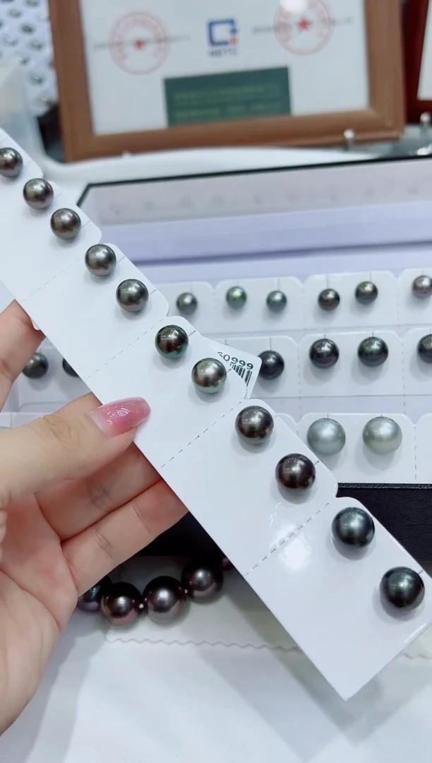 18K金镶嵌海水珍珠耳钉大溪地9-10定99不退换总价699