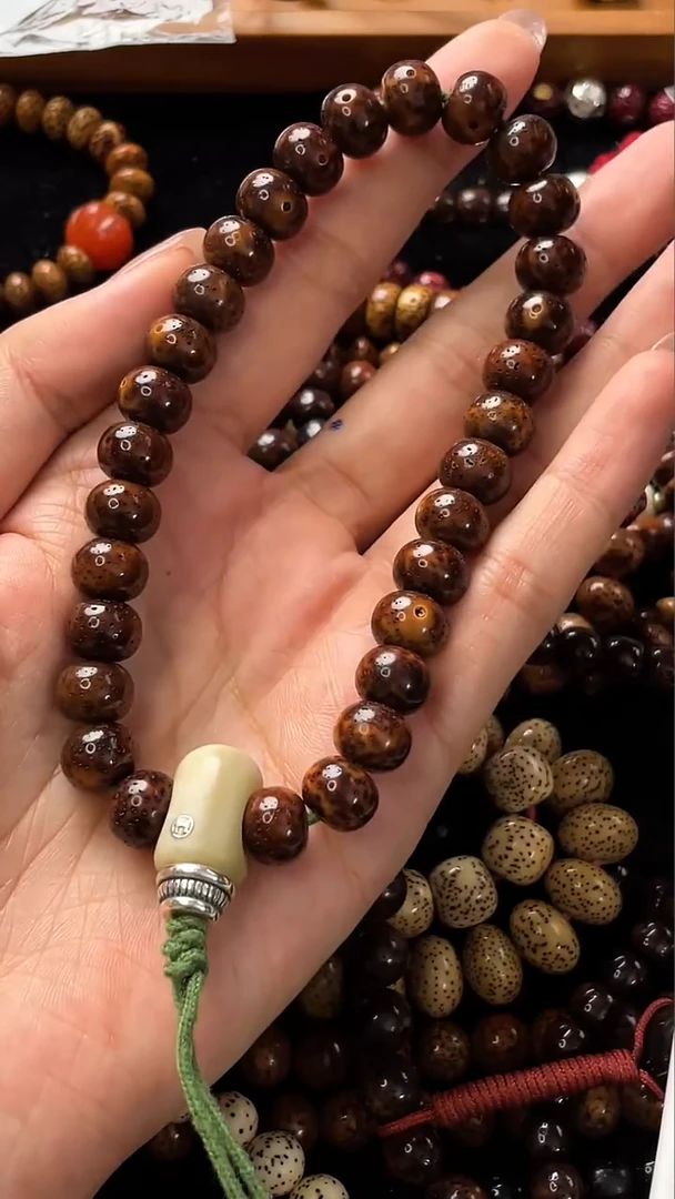 手串星月菩提精工级深珀苹果珠10*8手持