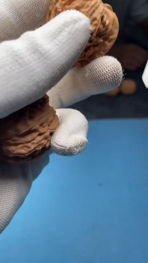 桃核把件A62  35 三角白