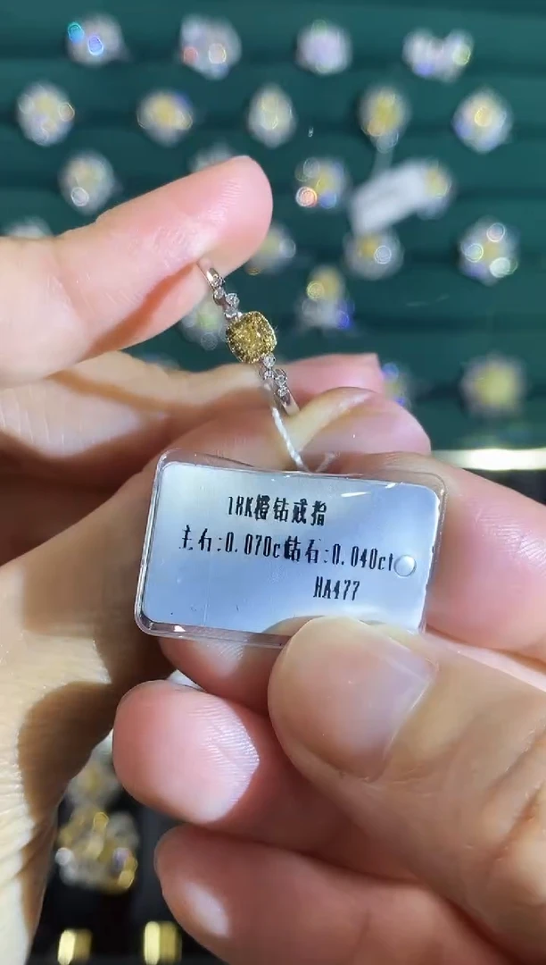 18K金镶嵌戒指钻石05