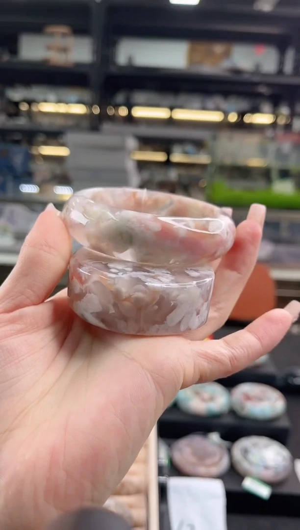 未镶嵌手镯石英质玉尘*丷圈口（赠品镯心）