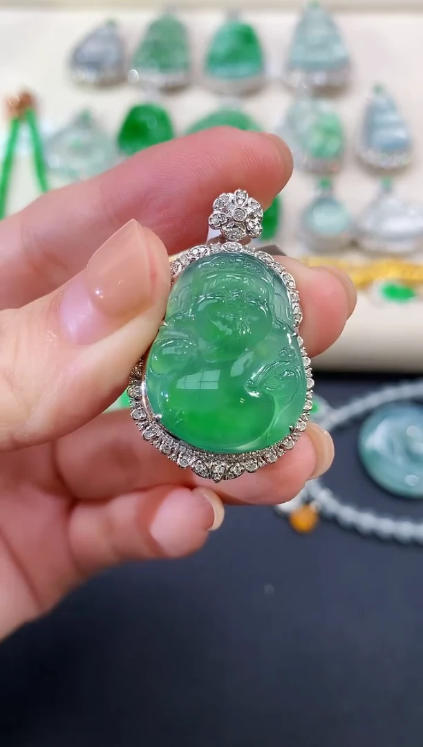 翡翠18K金镶嵌吊坠(不含链)叶**?财神|25800