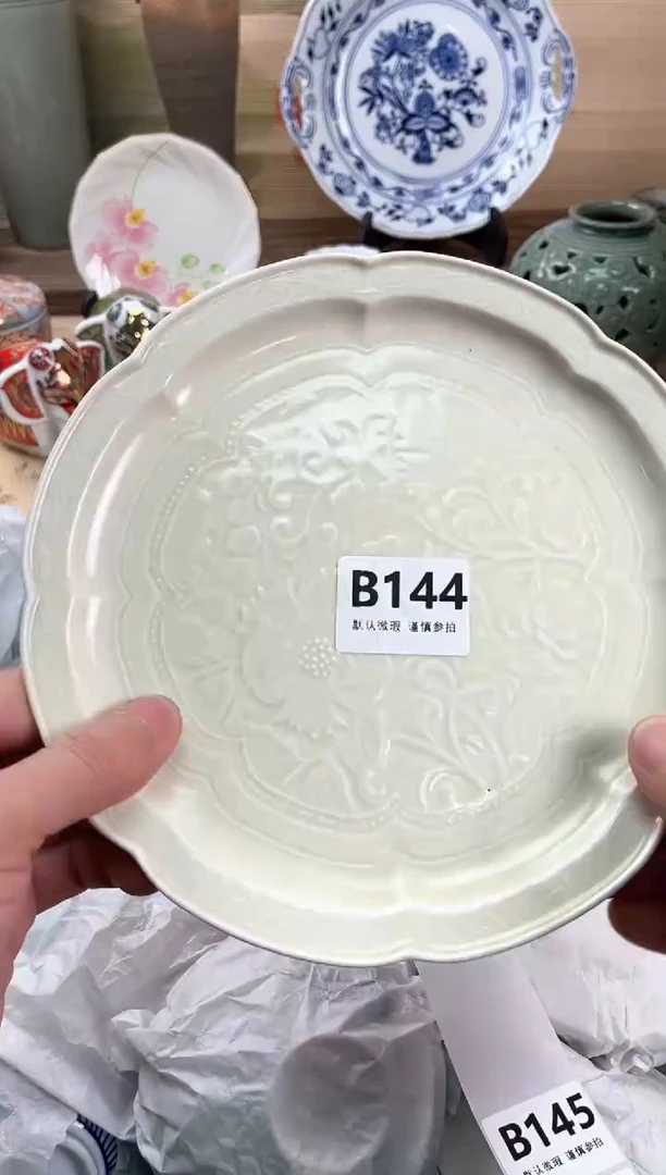 瓷片麒*哥144