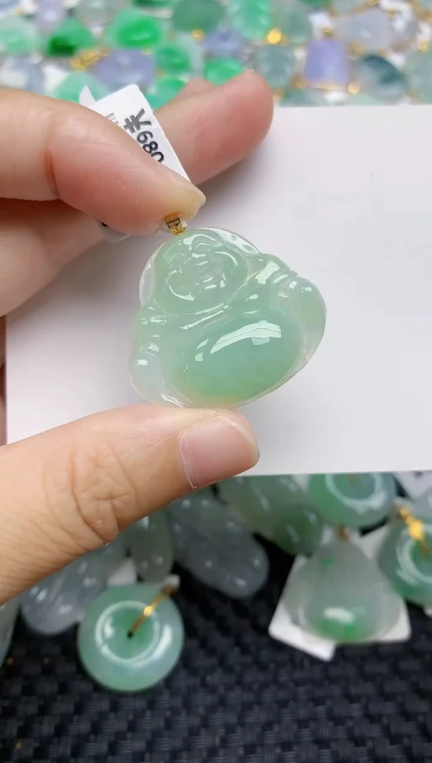 翡翠未镶嵌颈饰天然翡翠A货