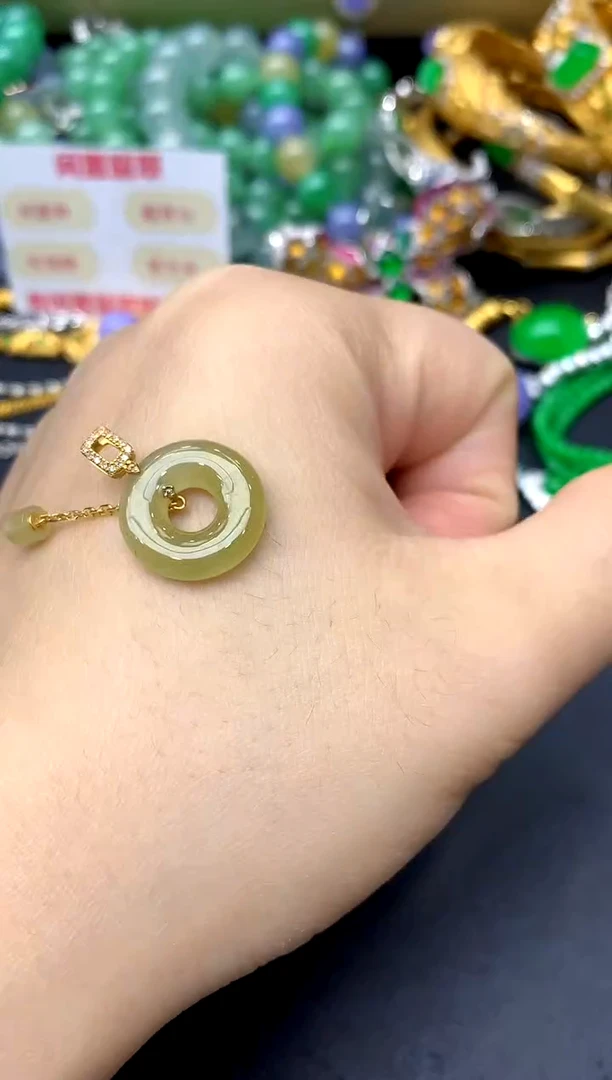 颈饰18K金镶嵌翡翠322-中国好珍宝