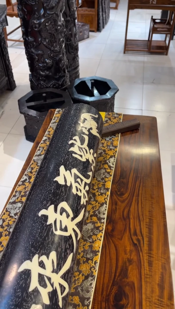 木木雕款王*福紫气东来横财