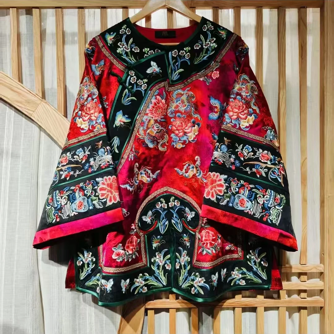 凤徕兮私人订制红底刺绣太太服LS472-1