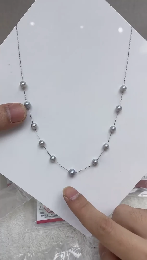 颈饰18K金镶嵌海水珍珠