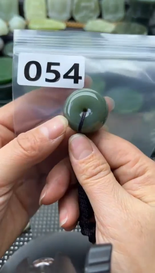 未镶嵌和田玉珠宝半成品扣子