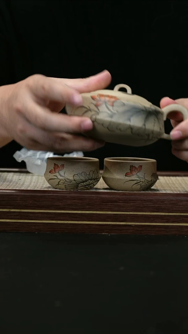 茶壶紫砂83号 DZ 白玉段 汉扁 荷花套组