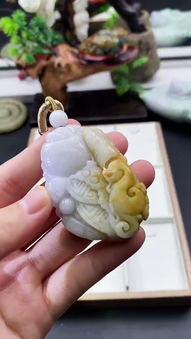 颈饰未镶嵌翡翠天然缅甸A货翡翠