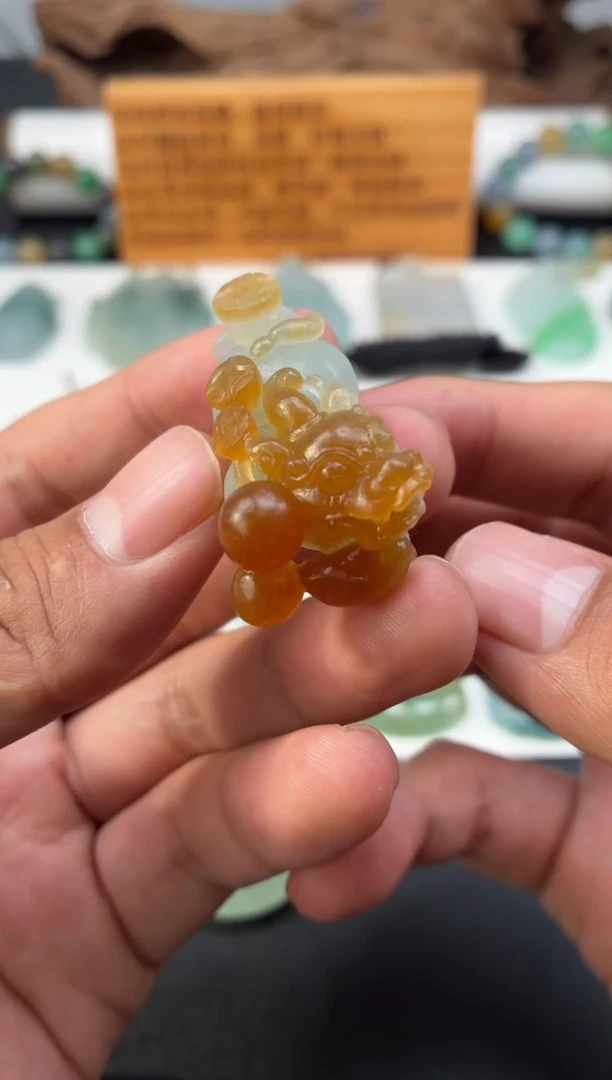 未镶嵌定制翡翠貔貅