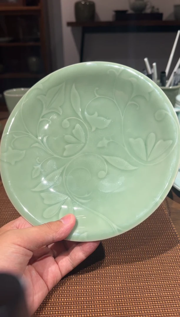 微瑕玉兰圆盘1只