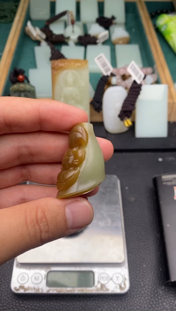 未镶嵌和田玉挂件挂件