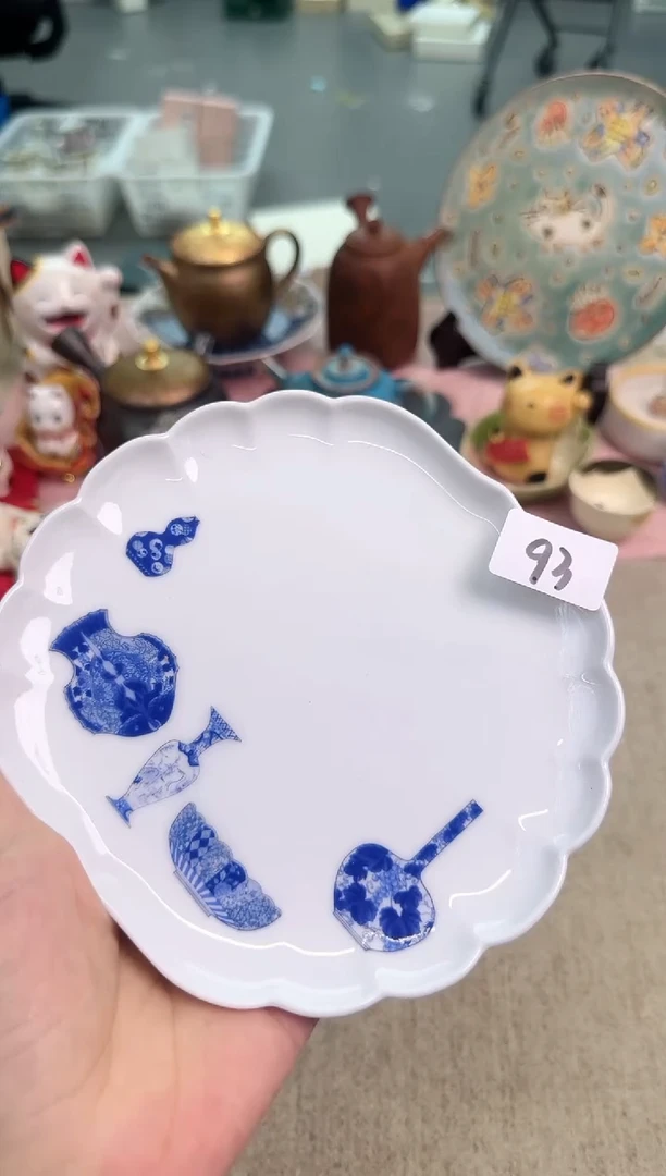 瓷片泡泡家的瓷器真好看