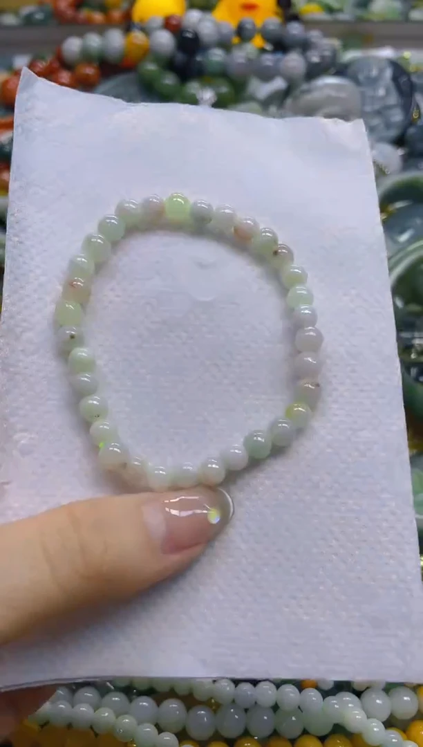 翡翠未镶嵌颈饰5MM/N/翡翠A货,一件也是批发价