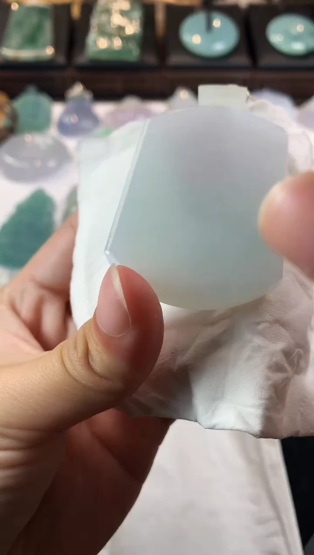 未镶嵌定制翡翠毛货不退不换