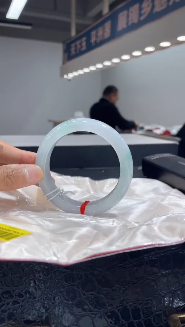 未镶嵌手镯翡翠2 5657