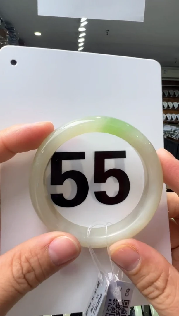 【闪购商品】和田玉手镯未镶嵌54-55圈口正装翠青手镯