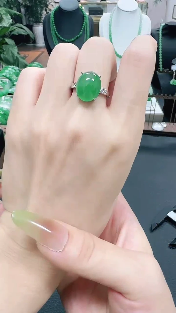 未镶嵌1石英质玉（非洲翠）/9678