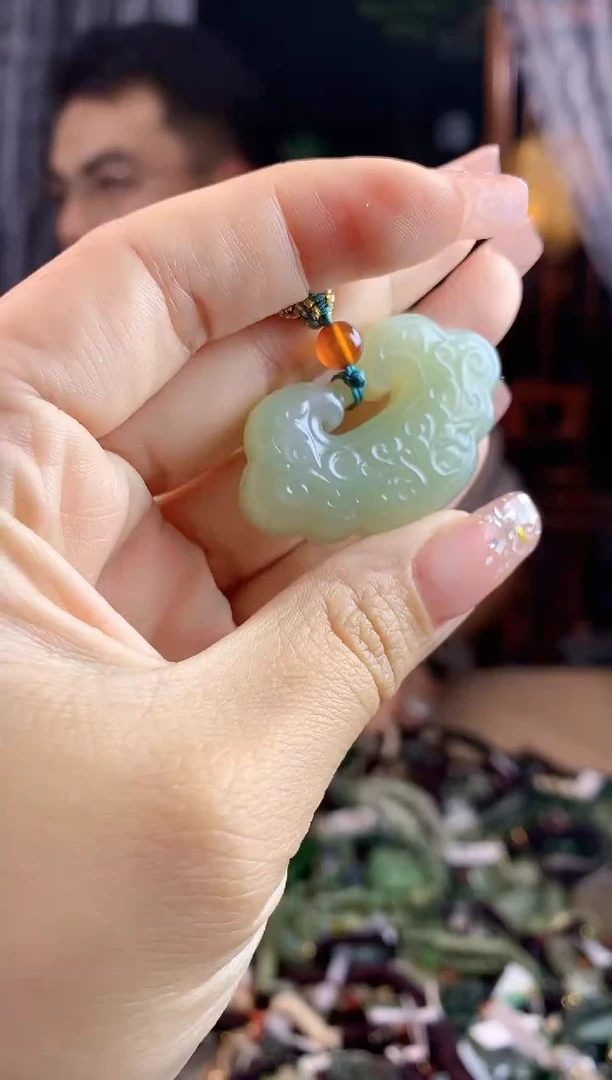 【闪购商品】和田玉挂件未镶嵌多样性发货拍一发一