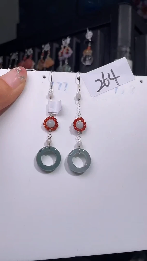 未镶嵌翡翠耳饰喜欢拍