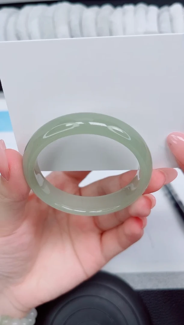 石英质玉手镯未镶嵌167-53.1