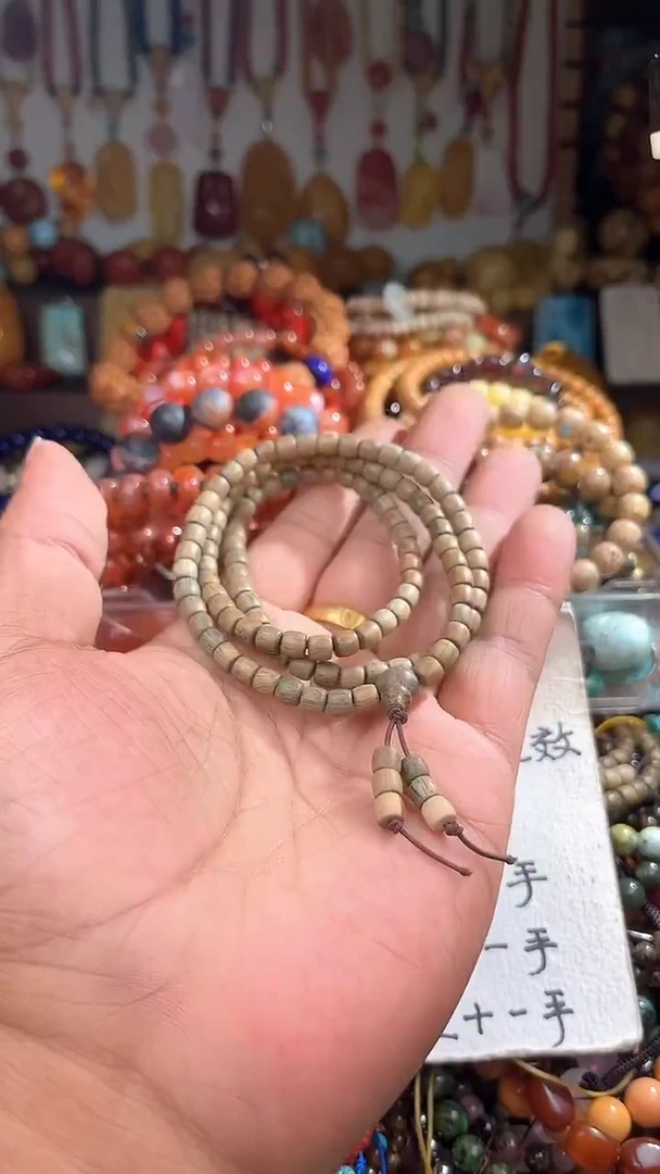 未镶嵌手链翡翠裕****）一物一拍 004387