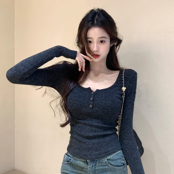 新款韩式半排扣纯色设计感小众修身打底衫长袖T恤上衣女修身短款