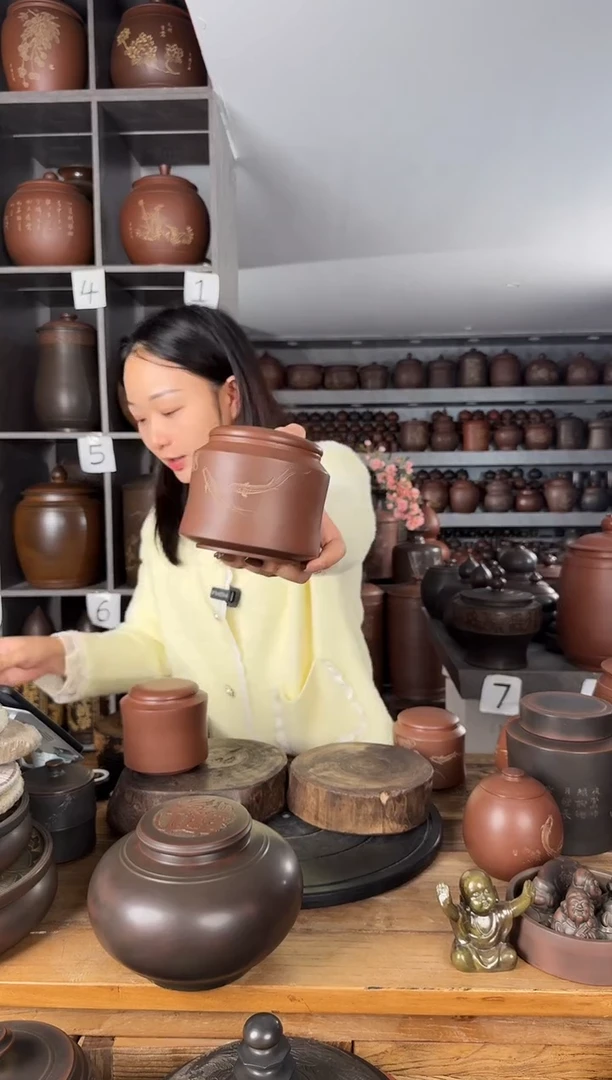 澐本陶手作坭兴陶150克装茶叶罐单个手工痕迹