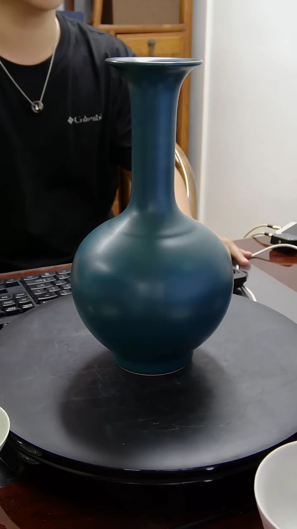 其他孔雀蓝釉长颈赏瓶#128#
