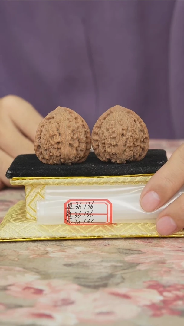 把件文玩核桃密纹