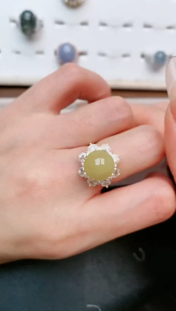 【闪购商品】翡翠戒指银S925镶嵌....