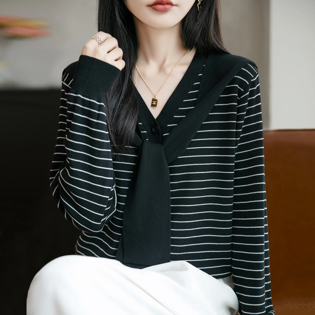 微胖mm春秋大码女士条纹毛衣遮肚子显瘦上衣内搭可外穿针织打底衫