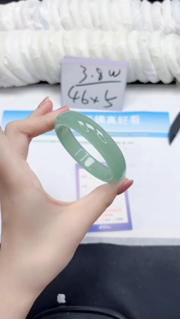 石英质玉手镯未镶嵌225-58