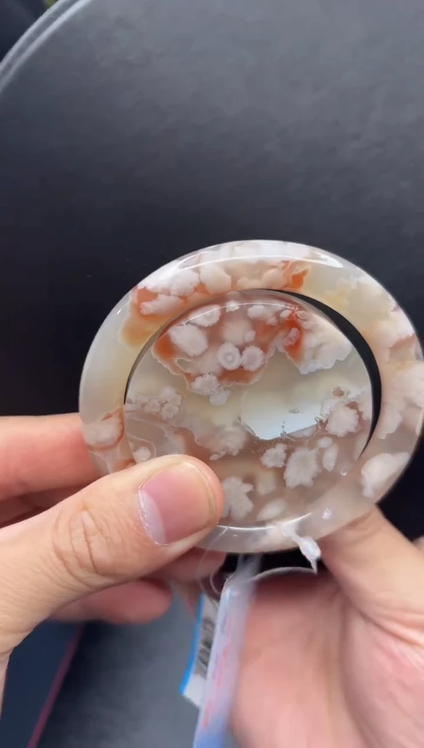 【闪购商品】石英质玉手镯未镶嵌676（58圈赠送镯心）