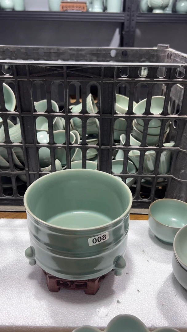 杯子绿*微瑕仿古釉汝瓷