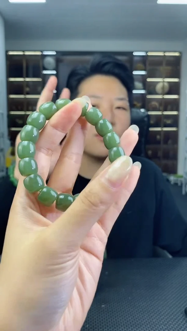 和田玉未镶嵌颈饰卡12直切