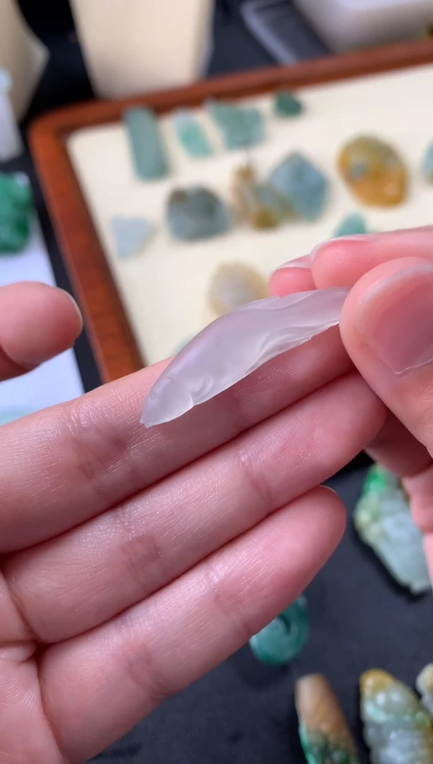 【闪购商品】定制翡翠未镶嵌翡翠