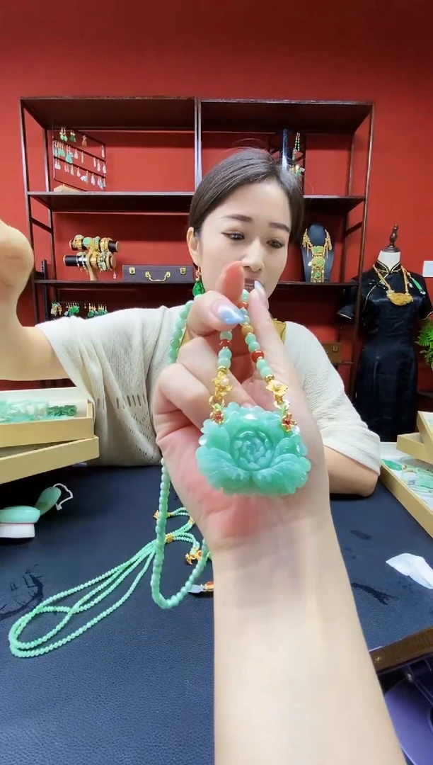 颈饰未镶嵌翡翠翡翠吊坠
