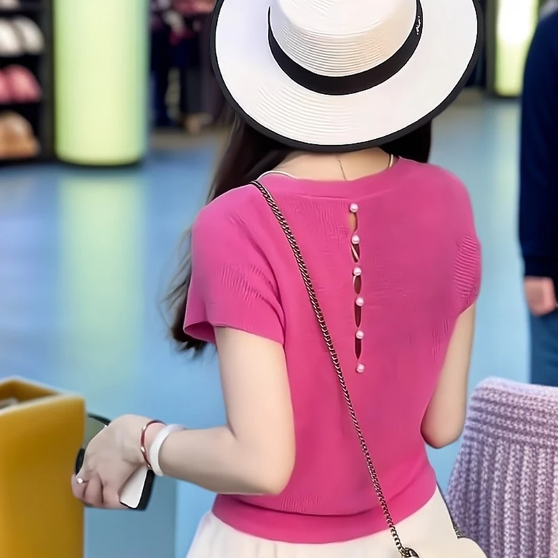 2025新款后背镂空薄款冰丝针织衫女夏季设计感短袖洋气时髦t恤女